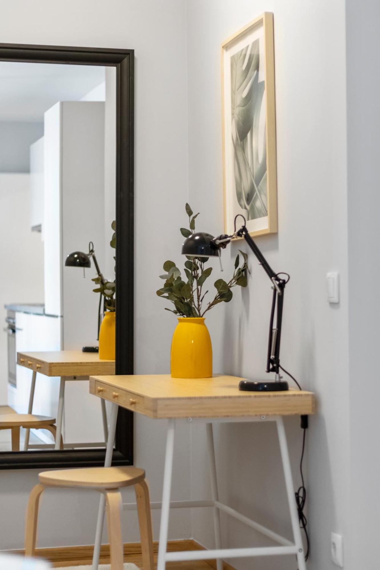 Apartamento Paid Parking - 1 Minute To Public Transport - 3 Min To Supermarket And Pharmacy Viena