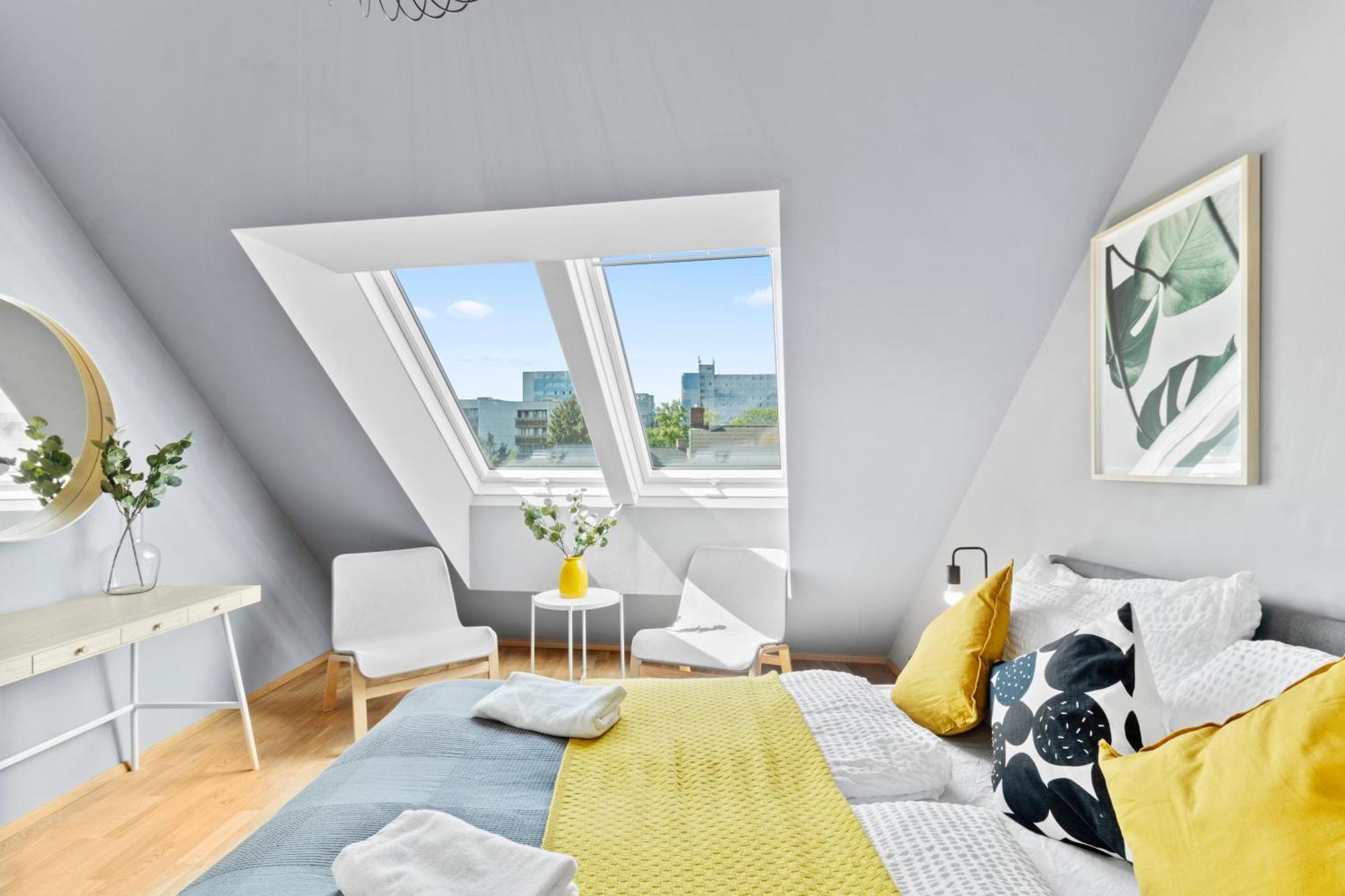 1 Min To Public Transport - 3 Min To Supermarket And Pharmacy - On-site Parking For 19,90 Eur