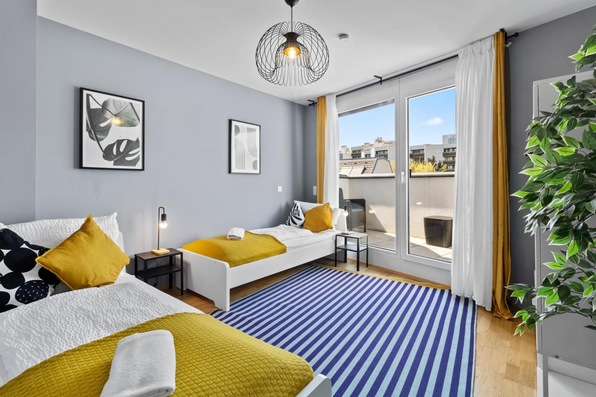 Apartment 1 Min To Public Transport - 3 Min To Supermarket And Pharmacy - On-site Parking For 19,90 Eur *