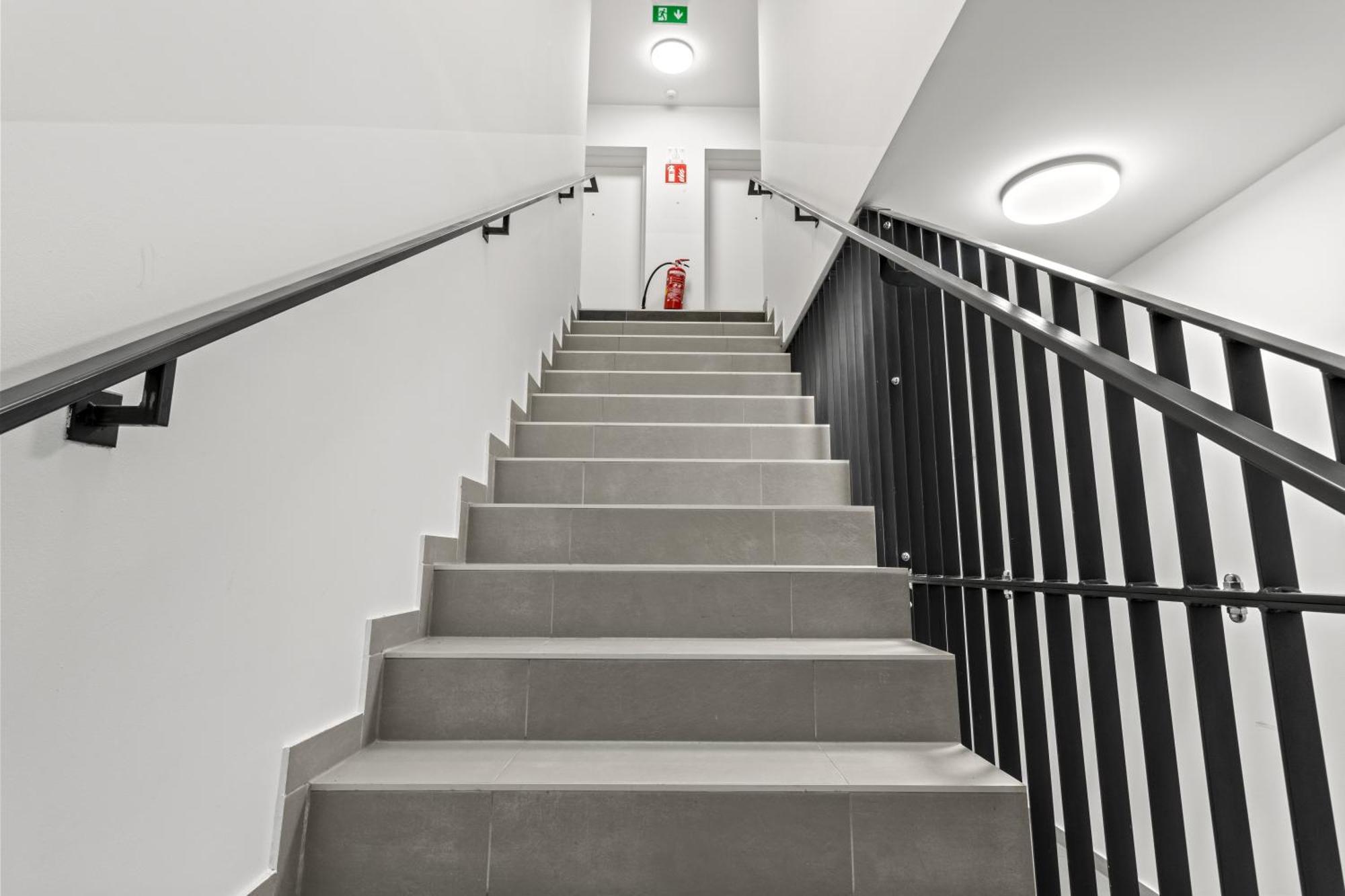 Appartement Near Klinik Floridsdorf - 3 Min To Supermarket And Pharmacy - On-Site Parking For 19,90 Eur Vienne
